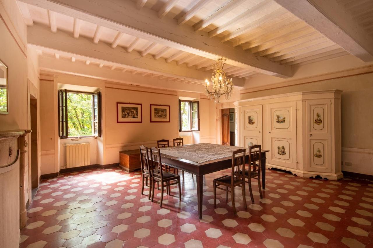 Villa Bagnolo By Vacavilla กอร์โตนา ภายนอก รูปภาพ